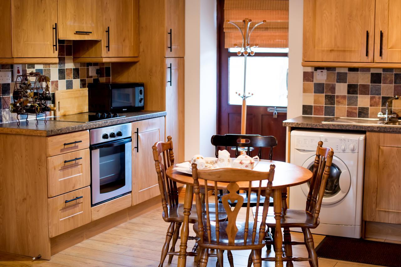 Brennan'S Accommodation เกลนตีส์ ภายนอก รูปภาพ