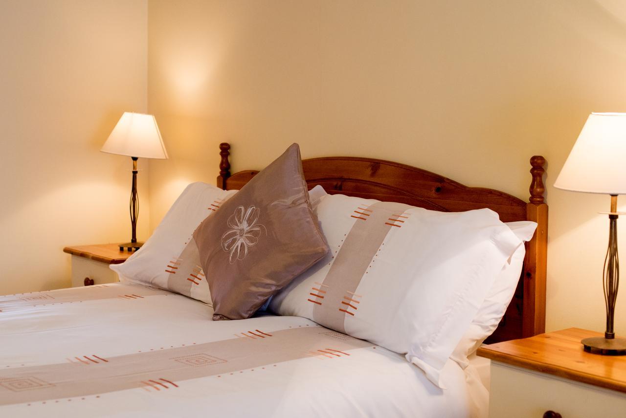 Brennan'S Accommodation เกลนตีส์ ภายนอก รูปภาพ